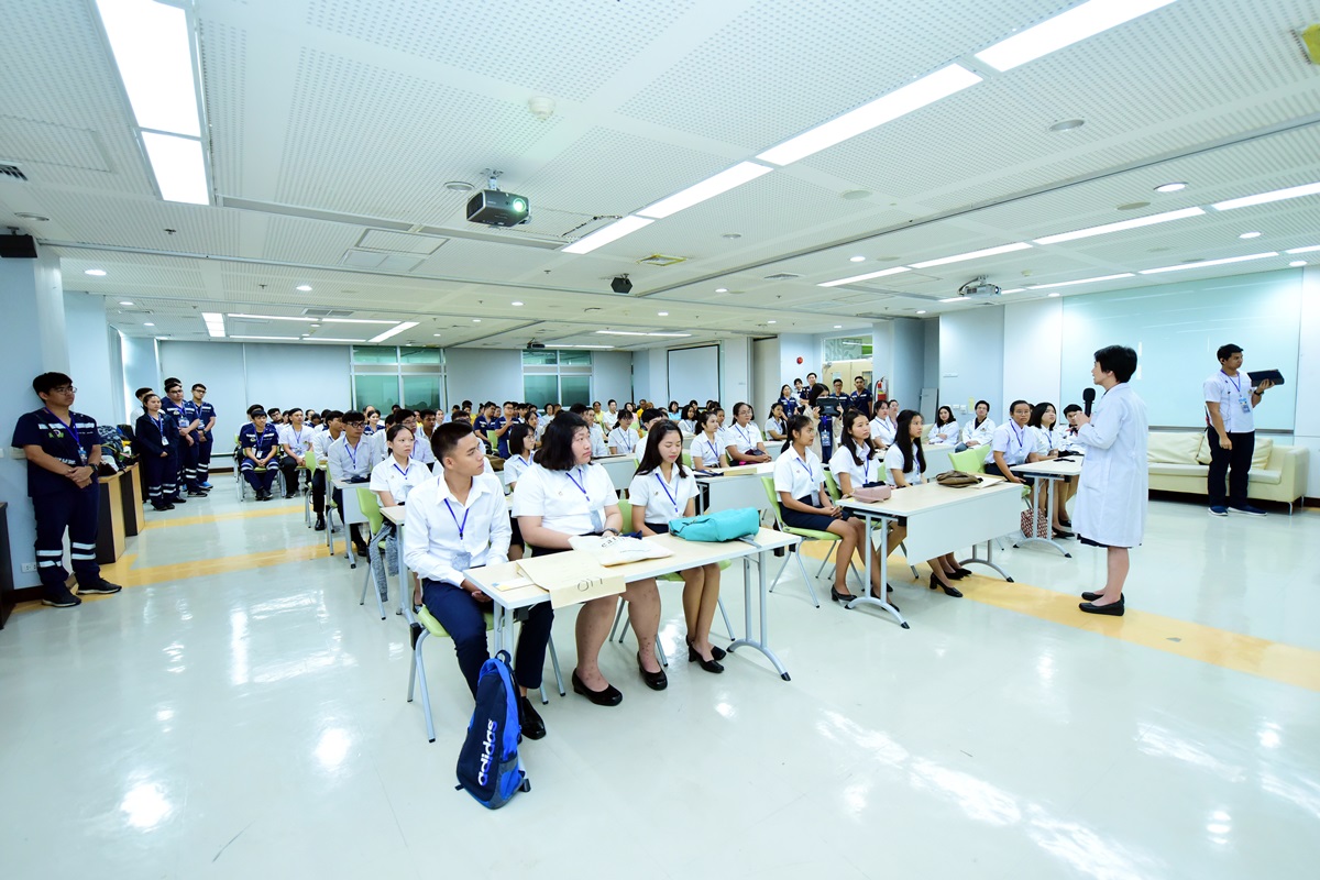 พิธีปฐมนิเทศนักศึกษาใหม่ ประจำปีการศึกษา 2561 หลักสูตรวิทยาศาสตรบัณฑิต สาขาวิชาปฏิบัติการฉุกเฉินการแพทย์