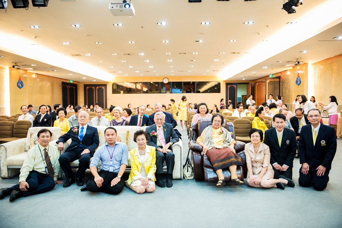 งานมุทิตาจิต ภาควิชากุมารเวชศาสตร์ งานมุทิตาจิต ภาควิชากุมารเวชศาสตร์