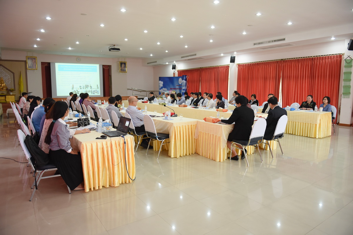 ประชุมคณะกรรมการประจำคณะฯ ครั้งที่ 1 ประจำปี 2561 ประชุมคณะกรรมการประจำคณะฯ ครั้งที่ 1 ประจำปี 2561