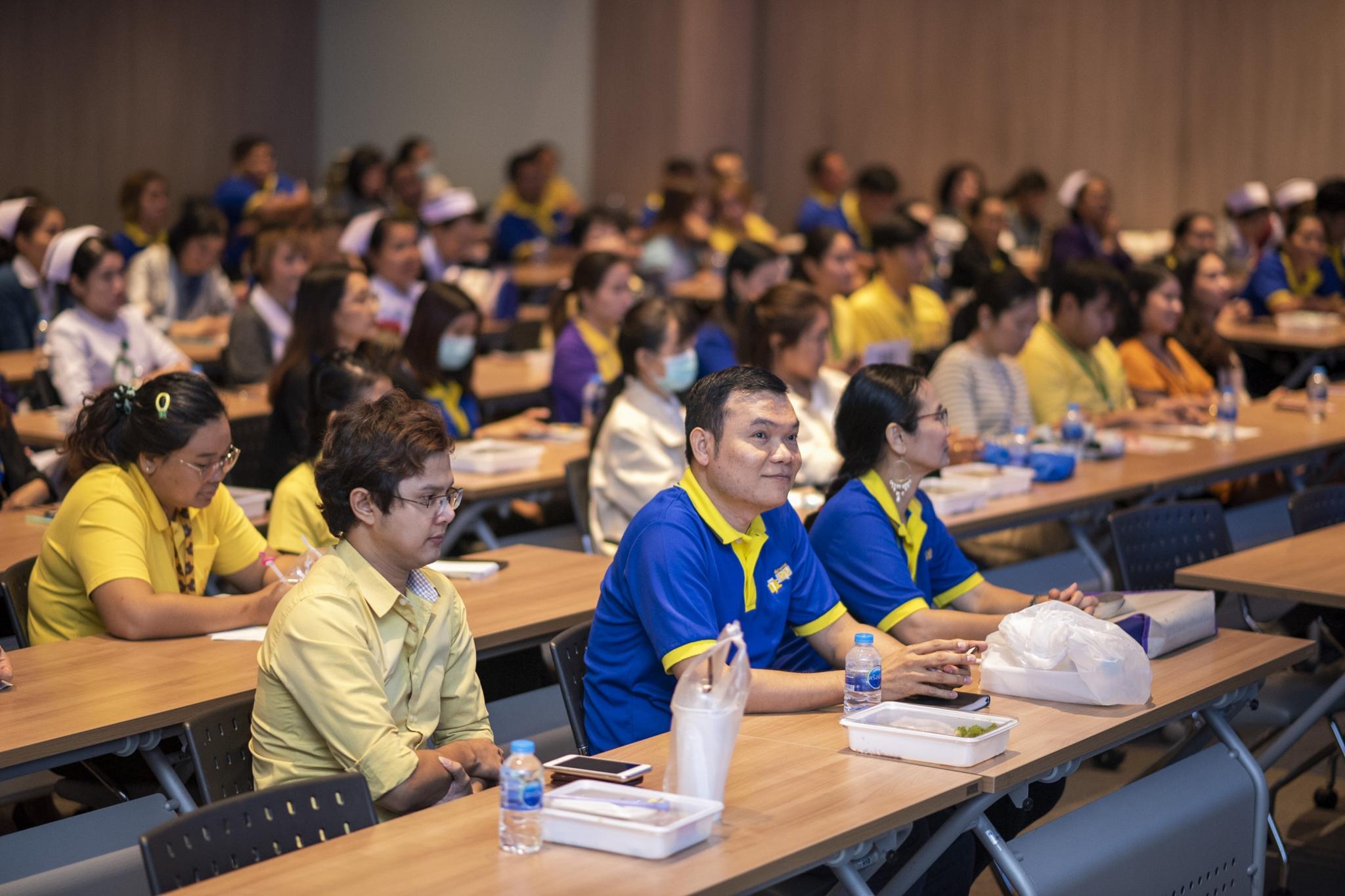 การปรับตัวสู่การสื่อสารในยุคดิจิทัล 