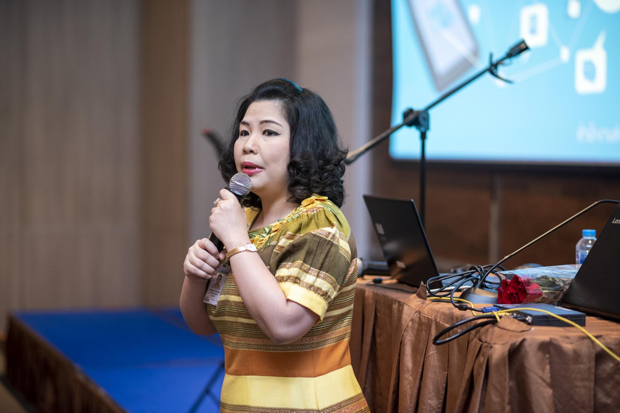 การปรับตัวสู่การสื่อสารในยุคดิจิทัล 