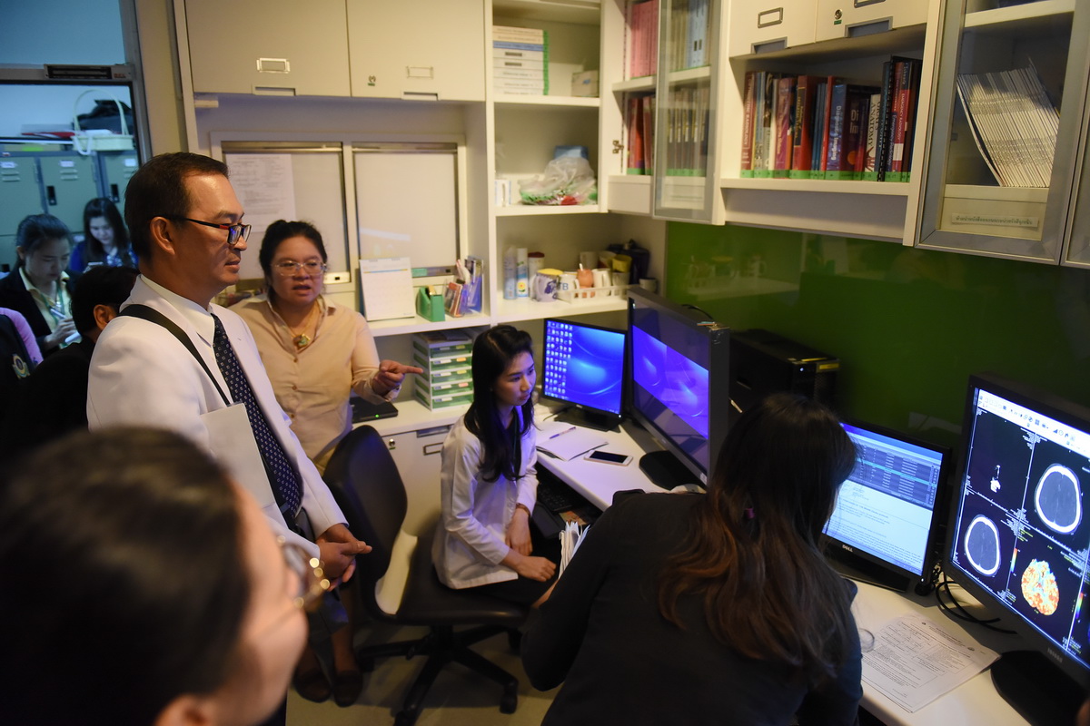 สรพ.เยี่ยมสำรวจเพื่อต่ออายุการรับรองเฉพาะโรค : โรคหลอดเลือดสมอง (Stroke)