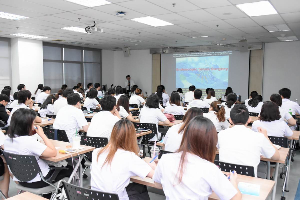 อบรมวิชาการ Comprehensive Otolaryngology Head & Neck Surgery Course และการสอบผลวิจัยแพทย์ประจำบ้าน