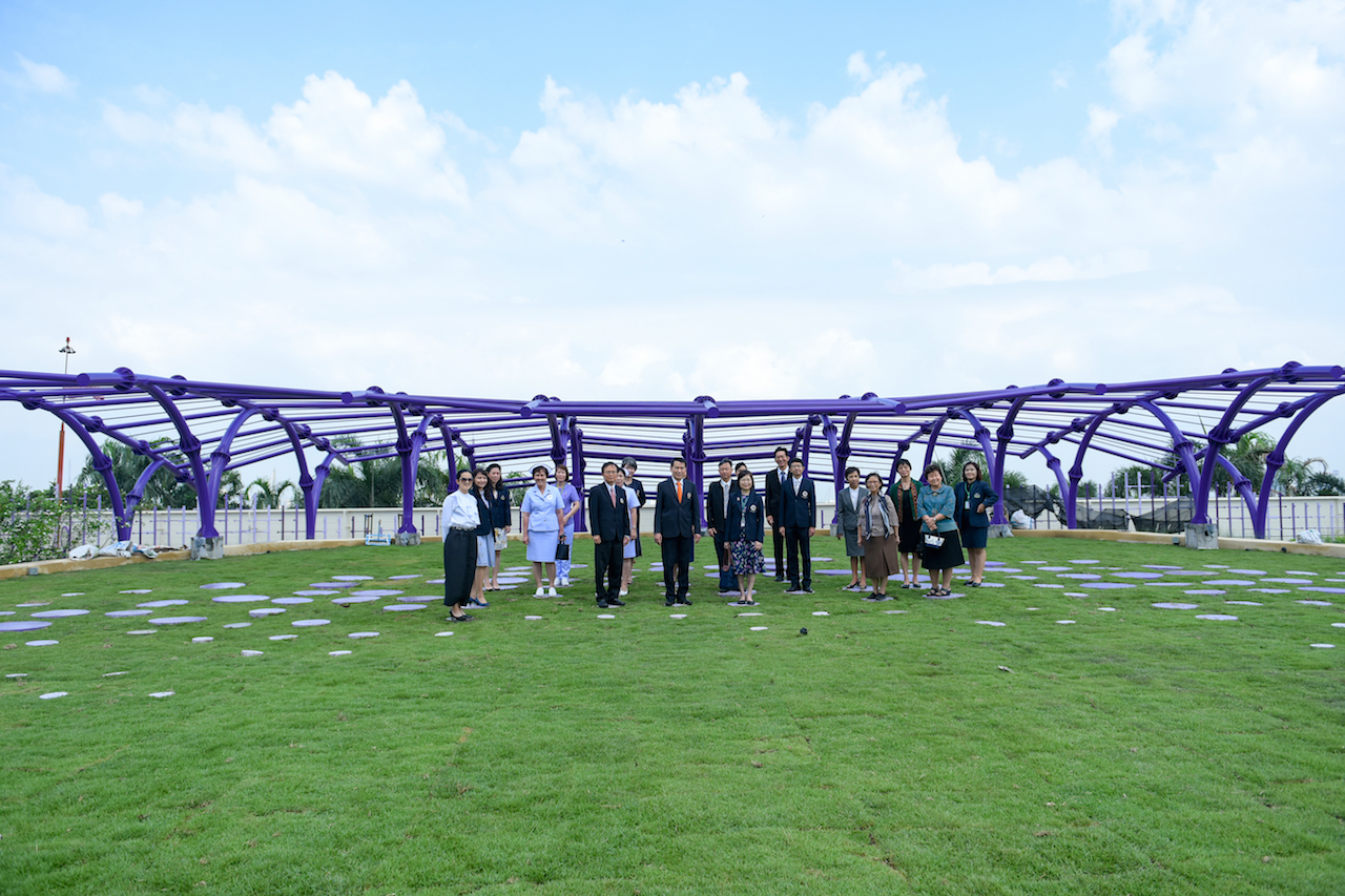 ลงนามบันทึกข้อตกลงความร่วมมือ (MOU) ด้านการให้องค์ความรู้เชิงวิชาการ ในการจัดทำ ดูแล และบำรุงรักษาสวนสมุนไพรของอาคารสมเด็จพระเทพรัตน์