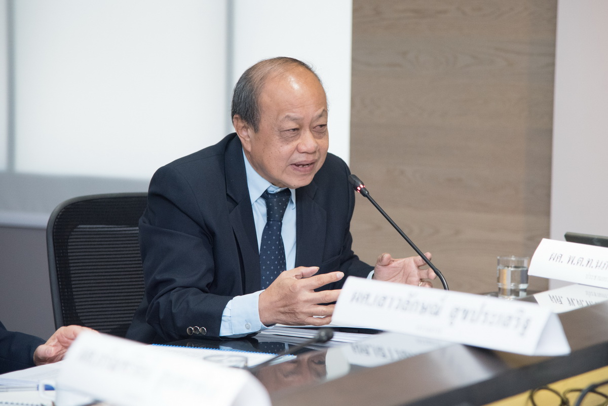 ต้อนรับและบรรยายภาพรวม ทิศทางการพัฒนาของคณะฯ