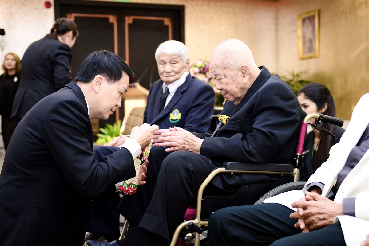 ปาฐกถา เปรม บุรี ครั้งที่ 13