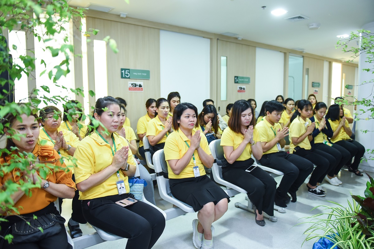 งานทันตกรรมจัดพิธีทำบุญเลี้ยงพระ เนื่องในวันขึ้นปีใหม่ งานทันตกรรมจัดพิธีทำบุญเลี้ยงพระ เนื่องในวันขึ้นปีใหม่