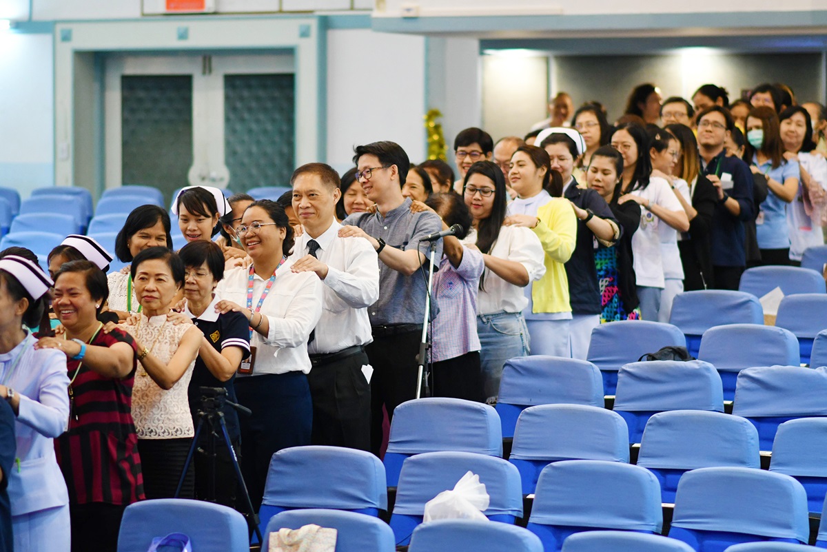 กิจกรรมบรรยายธรรม เรื่อง แสงธรรม นำงานเป็นสุข (ค่านิยมองค์กร สู่การพัฒนา)