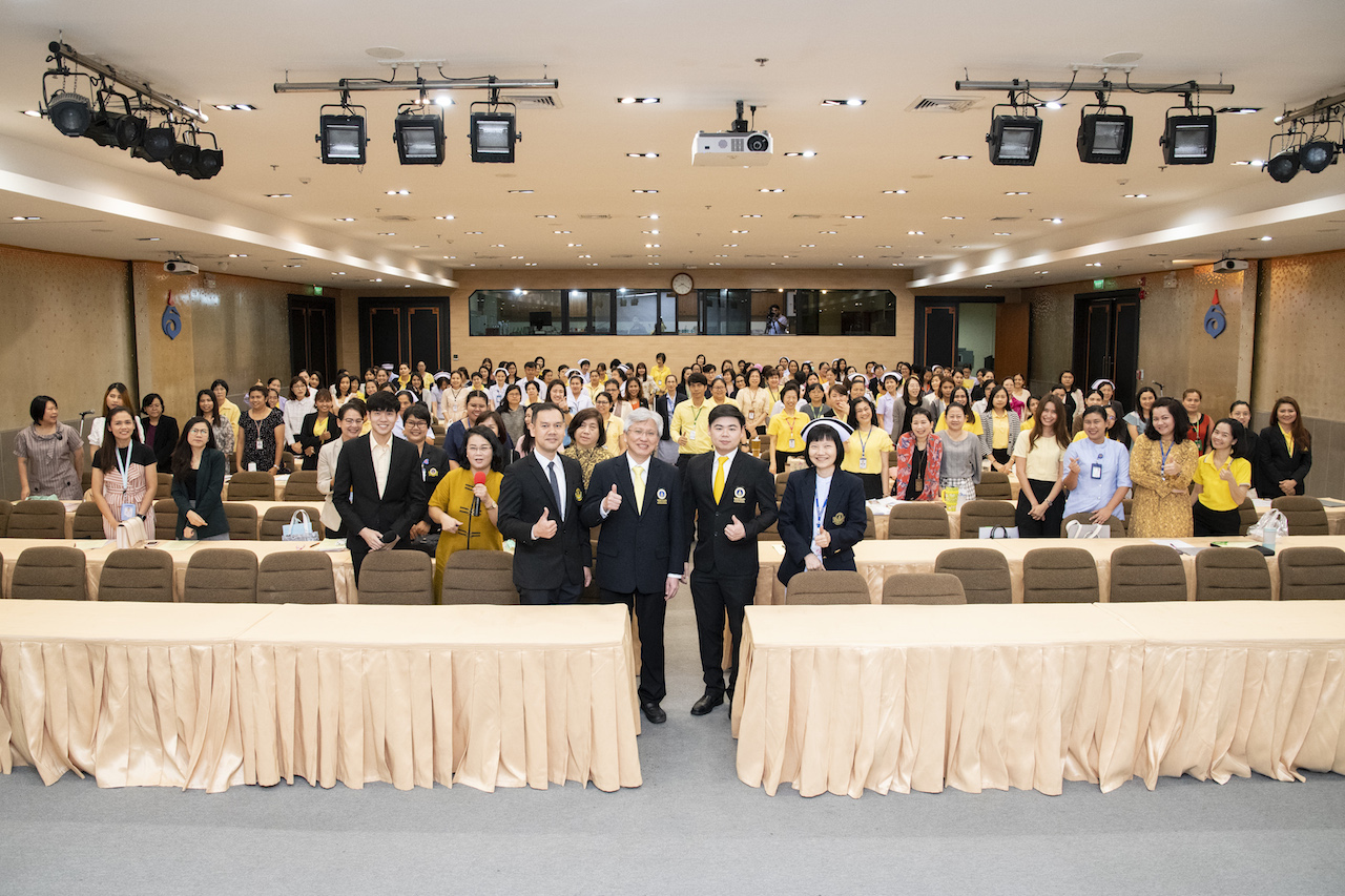 โครงการให้ความรู้ เรื่อง ถอดบทเรียนความสำเร็จ การดูแลผู้ป่วยปลูกถ่ายหัวใจ