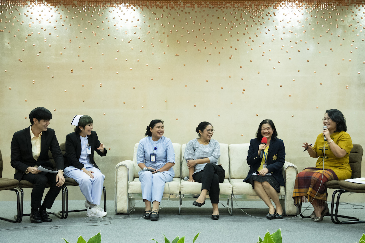 โครงการให้ความรู้ เรื่อง ถอดบทเรียนความสำเร็จ การดูแลผู้ป่วยปลูกถ่ายหัวใจ