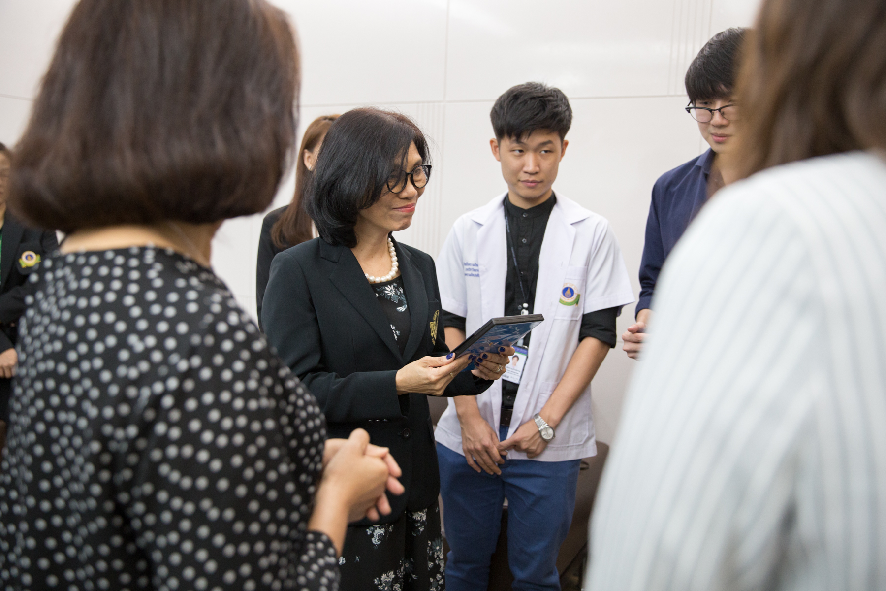 บริษัท SIAMENTIS และ Samsung Career Discovery มอบสื่อประชาสัมพันธ์วิชาชีพการแก้ไขความผิดปกติของการสื่อความหมาย