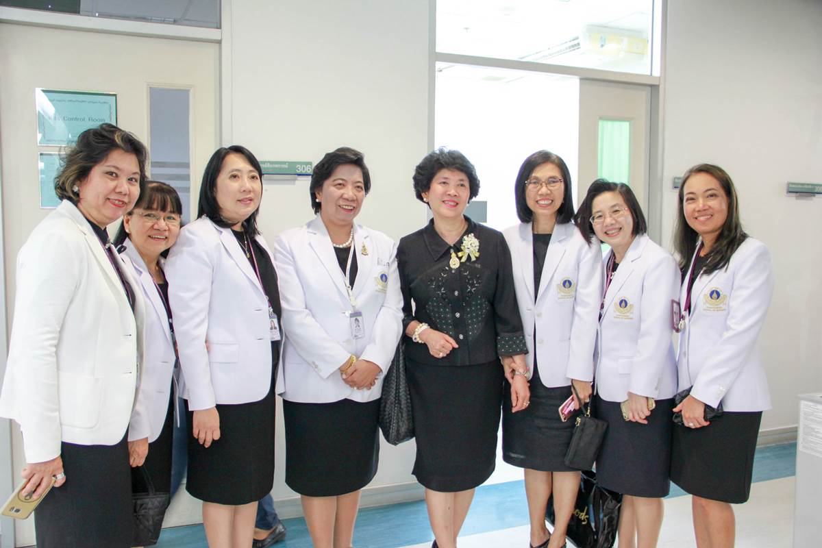 โรงเรียนพยาบาลรามาธิบดีให้การต้อนรับคณะผู้ตรวจเยี่ยมจากสภาการพยาบาล