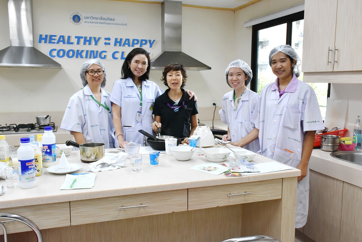 Healthy Happy Cooking Class เมนู น้ำเต้าหู้เพิ่มพลังและโฮมเมดโยเกิร์ต