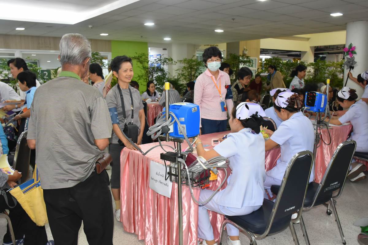 สุขภาพสูงวัยปลอดภัยจากการหกล้ม