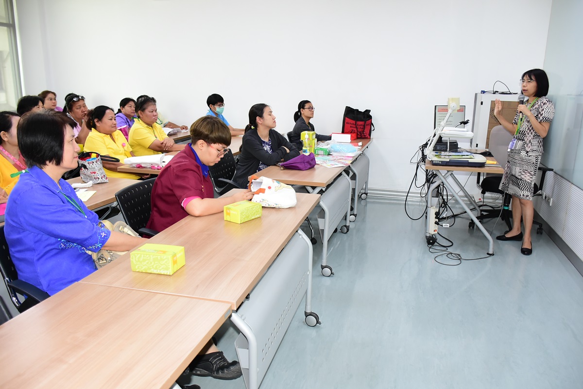 อบรม “โครงการเพิ่มพูนความรู้สร้างความปลอดภัยในการทำงานสำหรับเจ้าหน้าที่ทำความสะอาด” รุ่นที่ 1