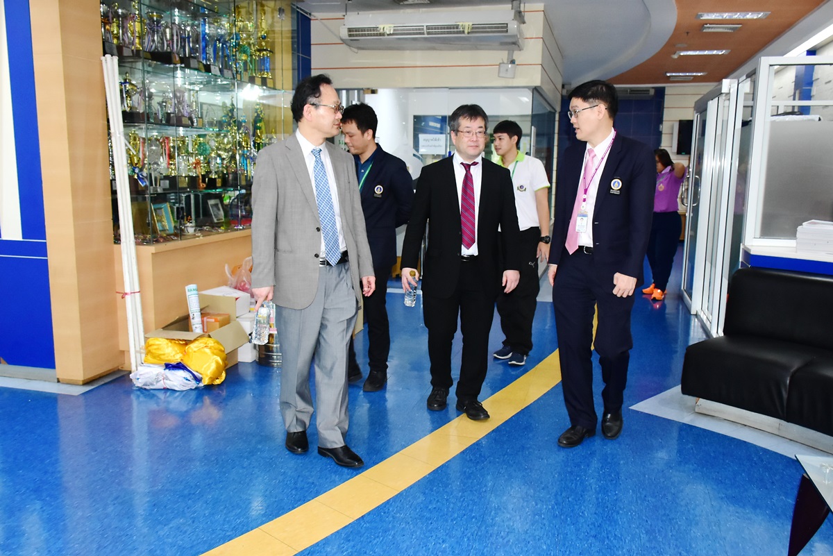 ต้อนรับคณะผู้บริหารจาก Kobe University, School of Medicine, Japan