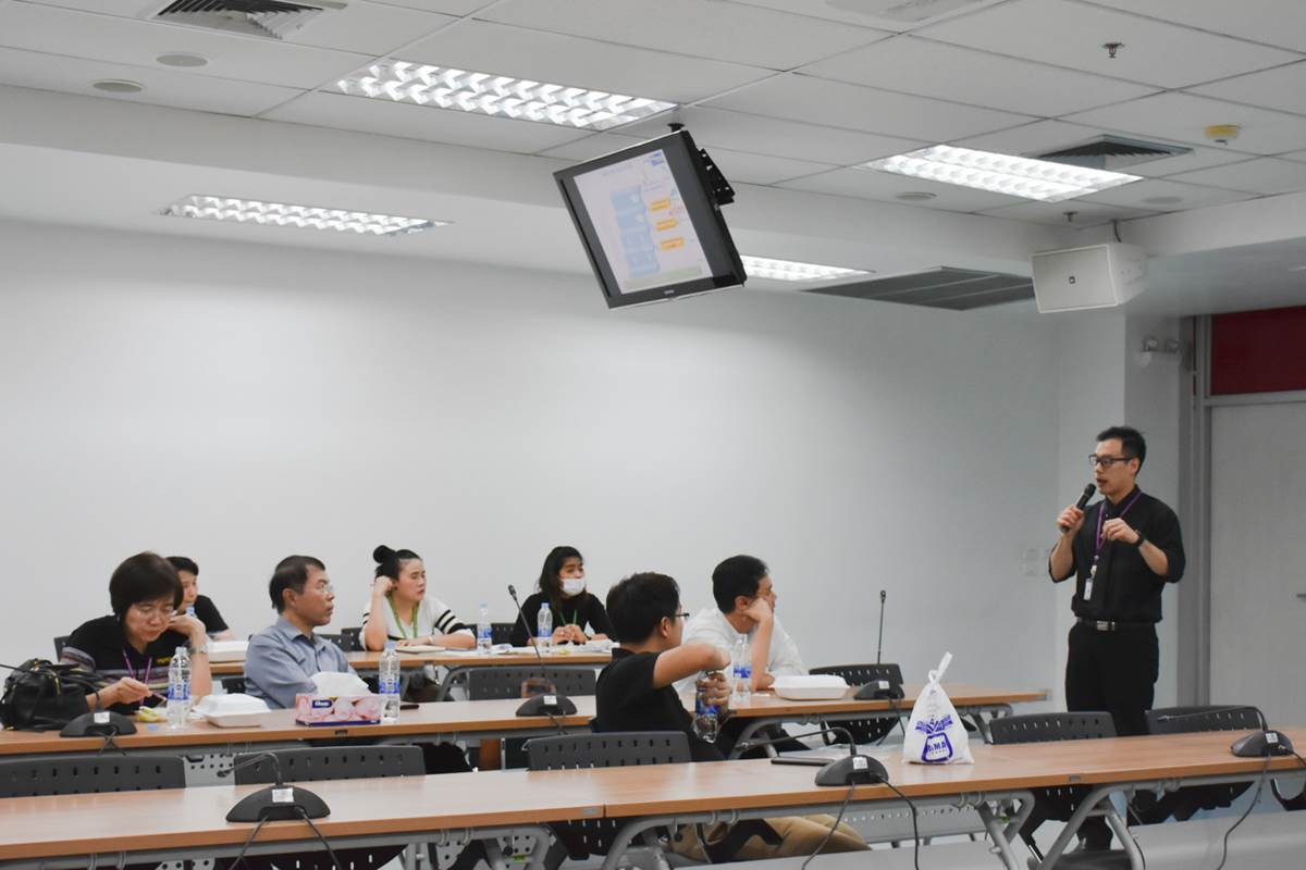 ฝ่ายสารสนเทศ ต้อนรับสมาคมนักบริหารสาธารณสุขศึกษาดูงานระบบ IT ของคณะฯ