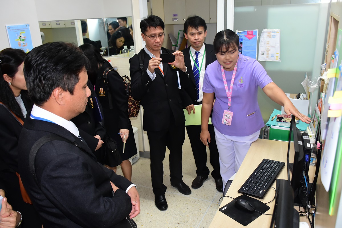 ฝ่ายสารสนเทศ ต้อนรับสมาคมนักบริหารสาธารณสุขศึกษาดูงานระบบ IT ของคณะฯ