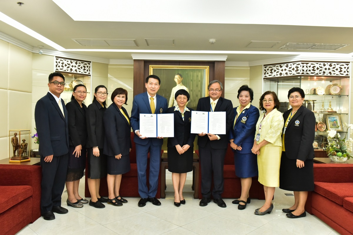 พิธีลงนามความร่วมมือ (MOU) ระหว่าง โรงเรียนพยาบาลรามาธิบดี กับ โครงการจัดตั้งวิทยาเขตอำนาจเจริญ ม.มหิดล พิธีลงนามความร่วมมือ (MOU) ระหว่าง โรงเรียนพยาบาลรามาธิบดี กับ โครงการจัดตั้งวิทยาเขตอำนาจเจริญ ม.มหิดล