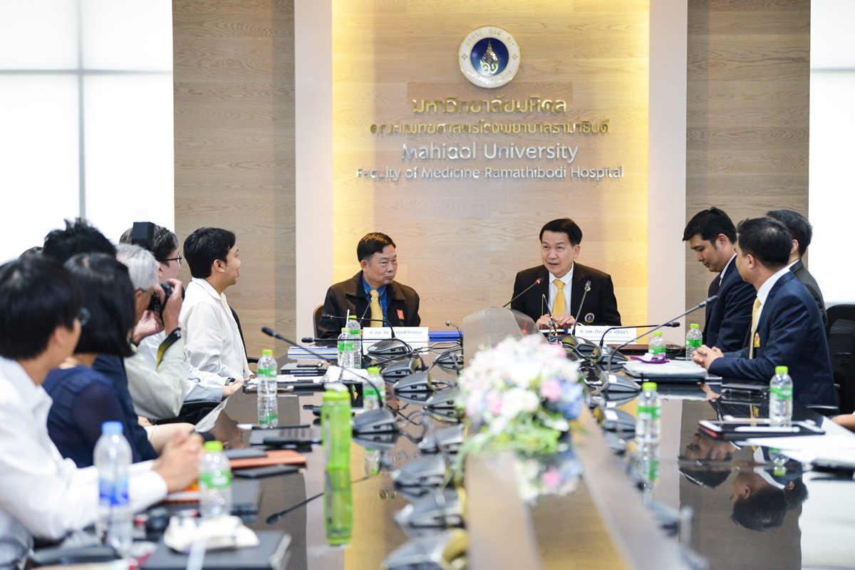 พิธีลงนามบันทึกข้อตกลง MOU ว่าด้วยความร่วมมือด้านวิชาการและวิจัยพัฒนาวัสดุฉลาดเพื่องานทางการแพทย์