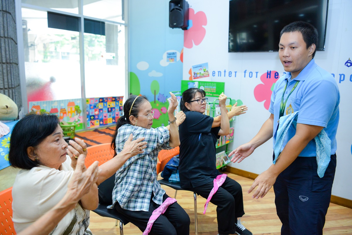 ชมรมเพื่อนช่วยเพื่อนเบาหวานรามาธิบดี จัดกิจกรรม เพื่อนชวนเพื่อนออกกำลังกาย ปีที่ 4 ครั้งที่ 6