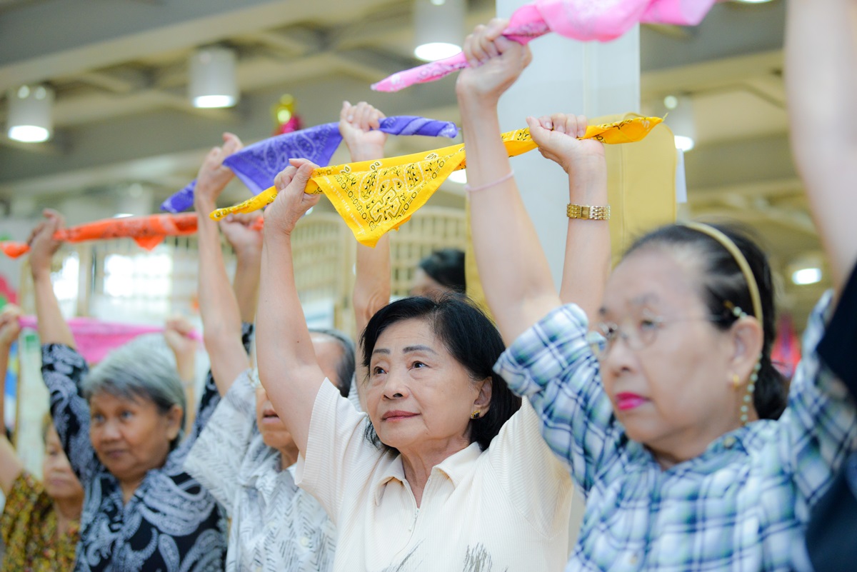 ชมรมเพื่อนช่วยเพื่อนเบาหวานรามาธิบดี จัดกิจกรรม เพื่อนชวนเพื่อนออกกำลังกาย ปีที่ 4 ครั้งที่ 6