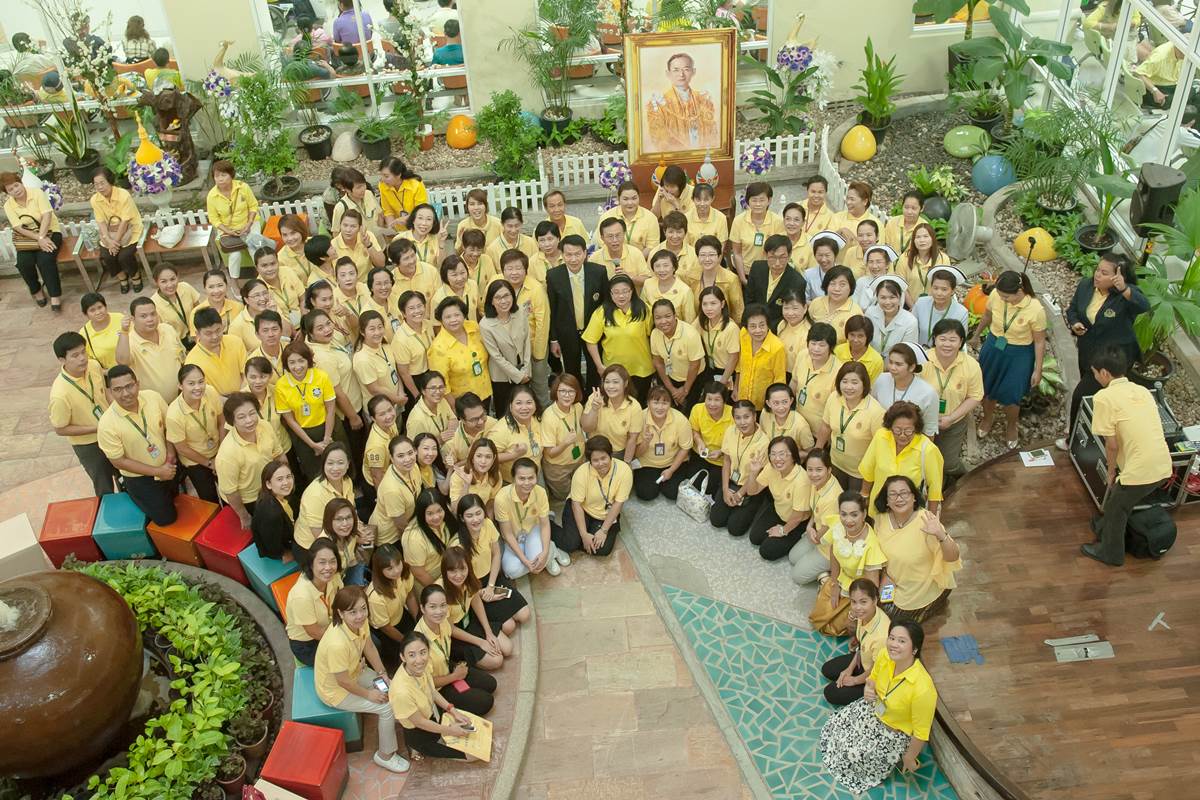 ถวายพระพร เนื่องในโอกาสมหามงคลพระบาทสมเด็จพระเจ้าอยู่หัวเสด็จเถลิงถวัลยราชสมบัติครบ 70 ปี ถวายพระพร เนื่องในโอกาสมหามงคลพระบาทสมเด็จพระเจ้าอยู่หัวเสด็จเถลิงถวัลยราชสมบัติครบ 70 ปี