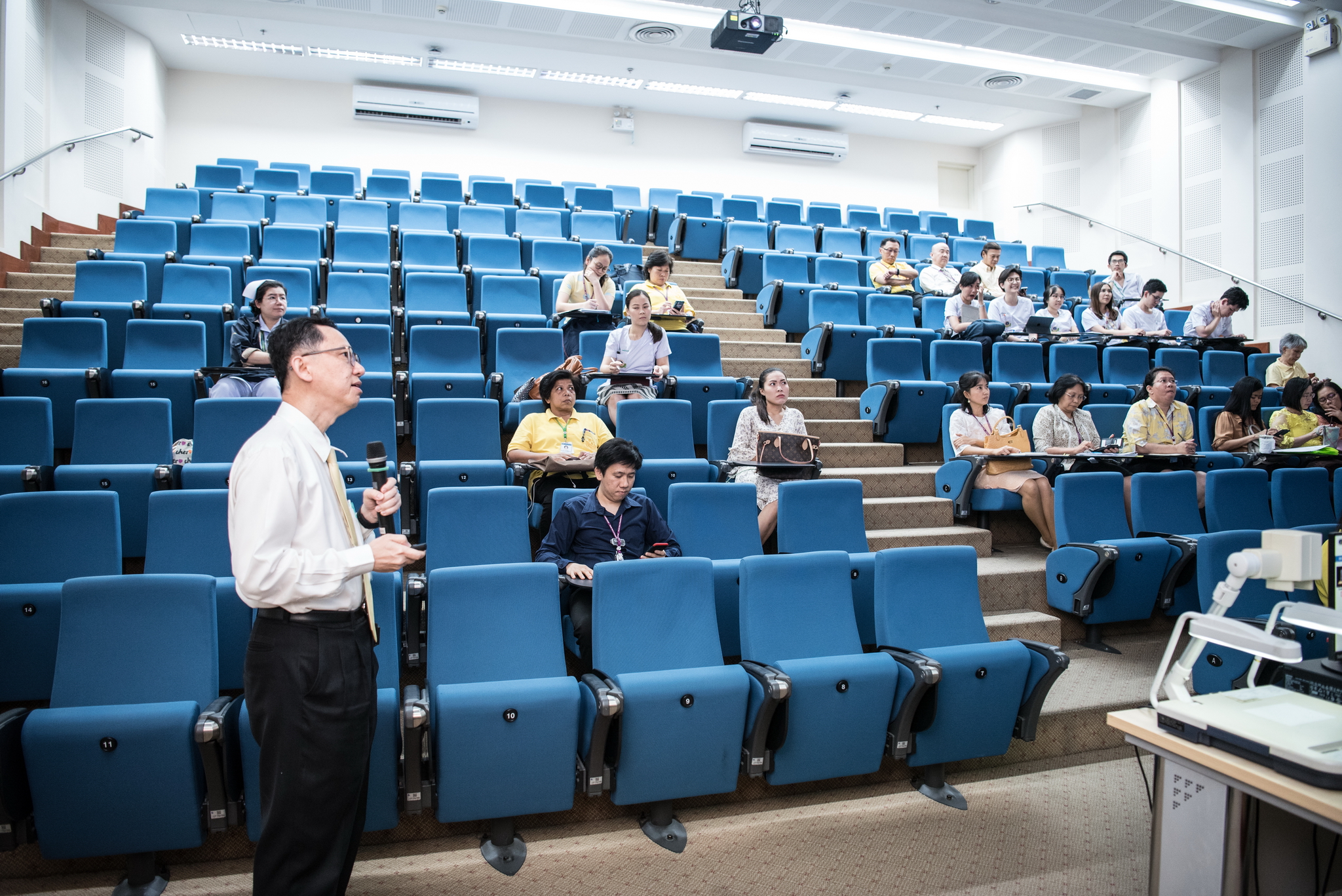 บรรยายเวชศาสตร์อินทีเกรทเฉพาะทางด้านการแพทย์แผนไทย หัวข้อ ศาสตร์การแพทย์แผนไทยในศตวรรษที่ 21