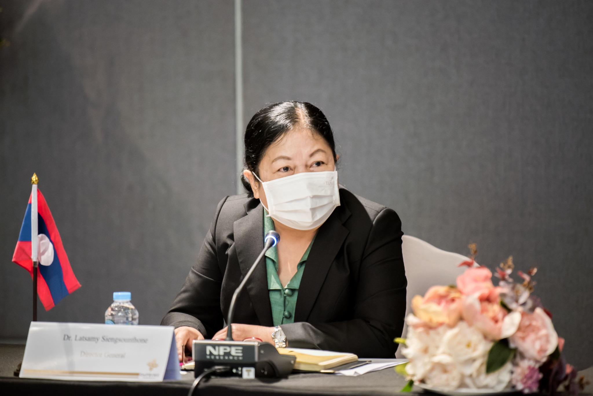 ประชุม เรื่อง “อบรมเชิงปฏิบัติการเพื่อตีพิมพ์ผลงานวิจัย ระหว่างคณะแพทยศาสตร์โรงพยาบาลรามาธิบดี มหาวิทยาลัยมหิดล และสถาบันสาธารณสุขและการแพทย์เขตร้อน สปป.ลาว” ประชุม เรื่อง “อบรมเชิงปฏิบัติการเพื่อตีพิมพ์ผลงานวิจัย ระหว่างคณะแพทยศาสตร์โรงพยาบาลรามาธิบดี มหาวิทยาลัยมหิดล และสถาบันสาธารณสุขและการแพทย์เขตร้อน สปป.ลาว”