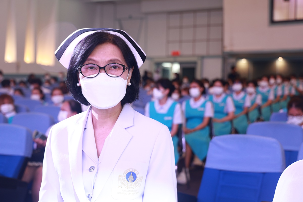 พิธีมอบหมวกพยาบาลและเข็มชั้นปี ประจำปีการศึกษา 2564