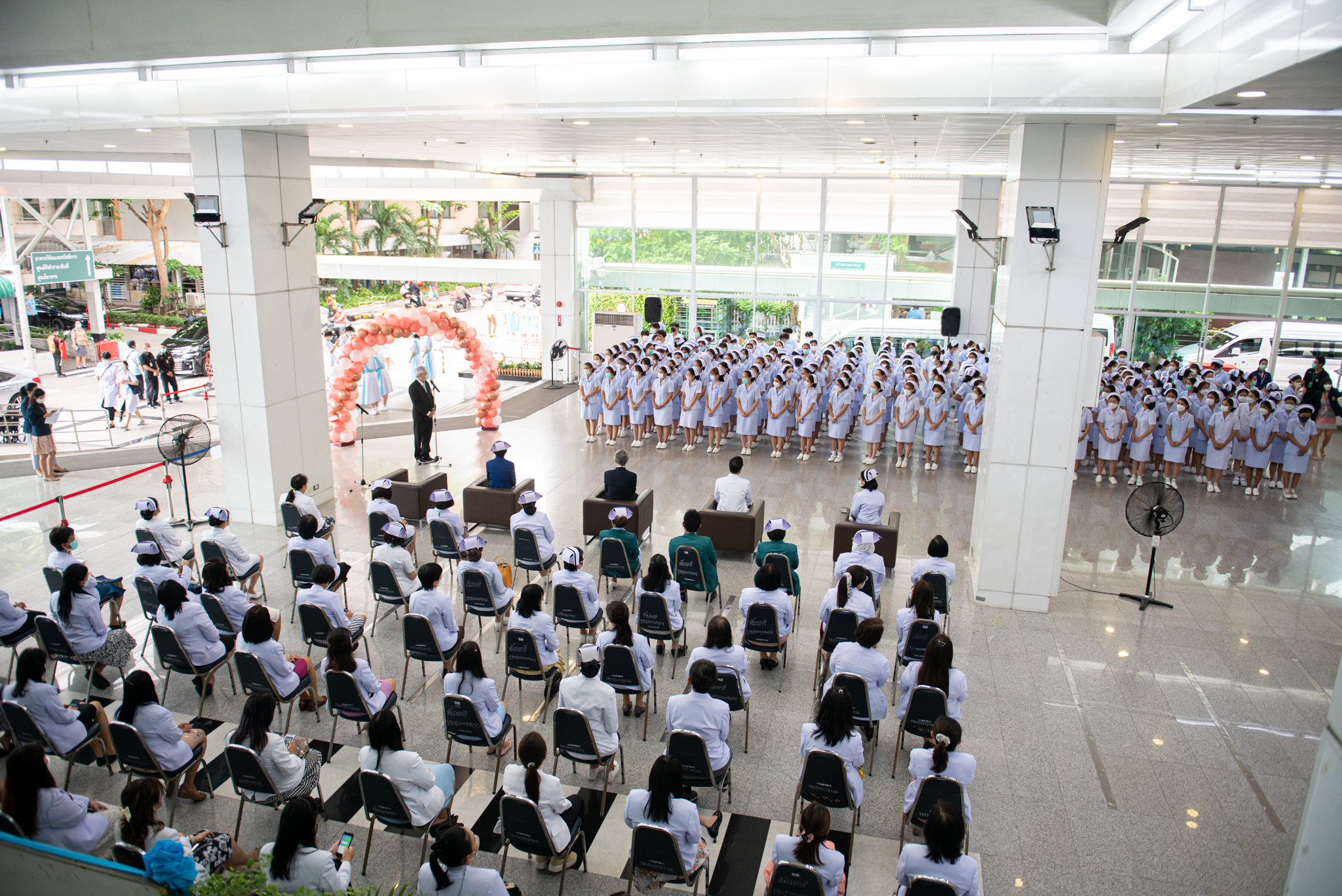 งาน “ส่งมอบพยาบาลใหม่” และงาน “พิธีบายศรีสู่ขวัญ สู่รั้วรามาธิบดี” ประจำปี 2565