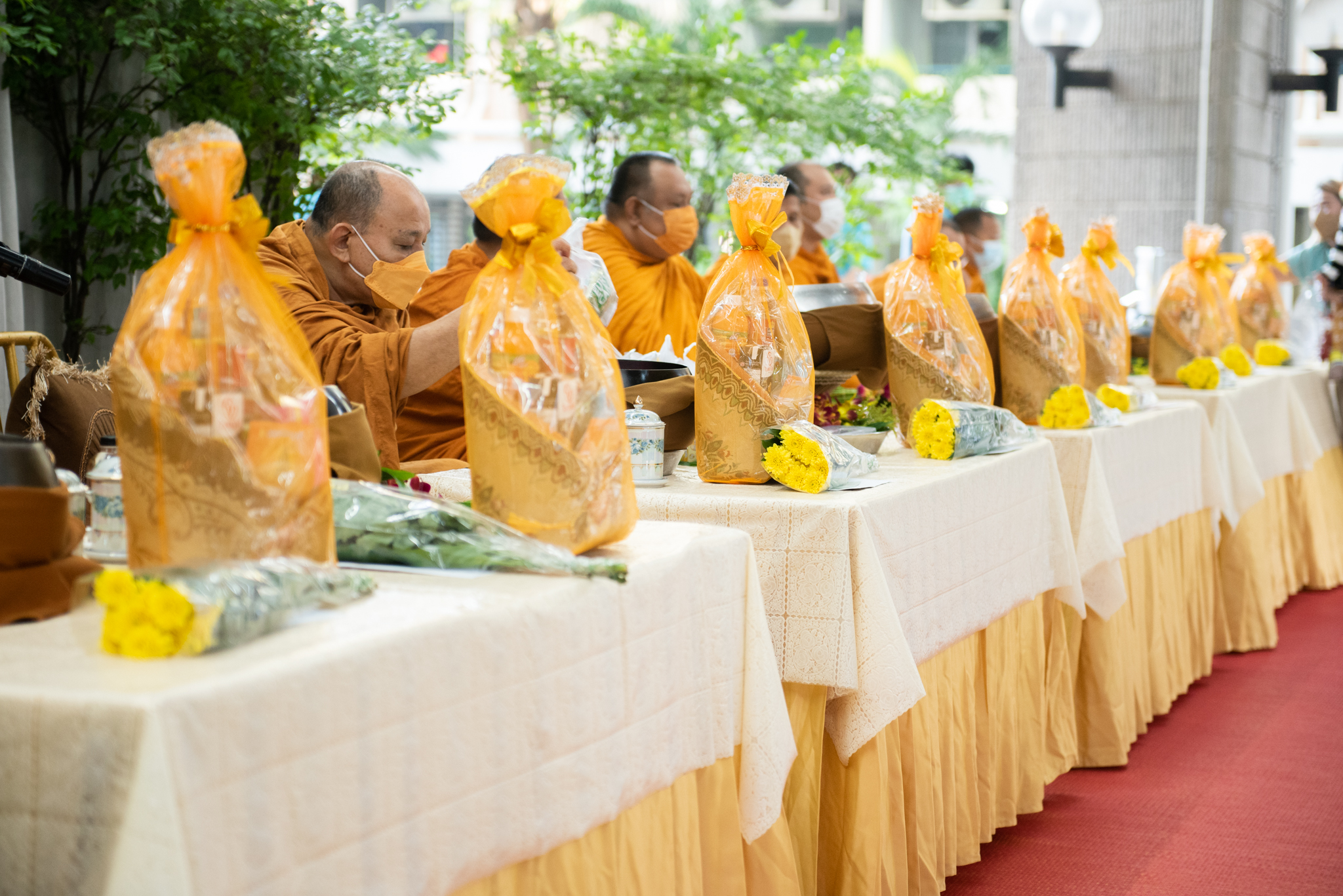 ทำบุญเดือนเกิดบุคลากร ประจำเดือนธันวาคม 2565 ทำบุญเดือนเกิดบุคลากร ประจำเดือนธันวาคม 2565