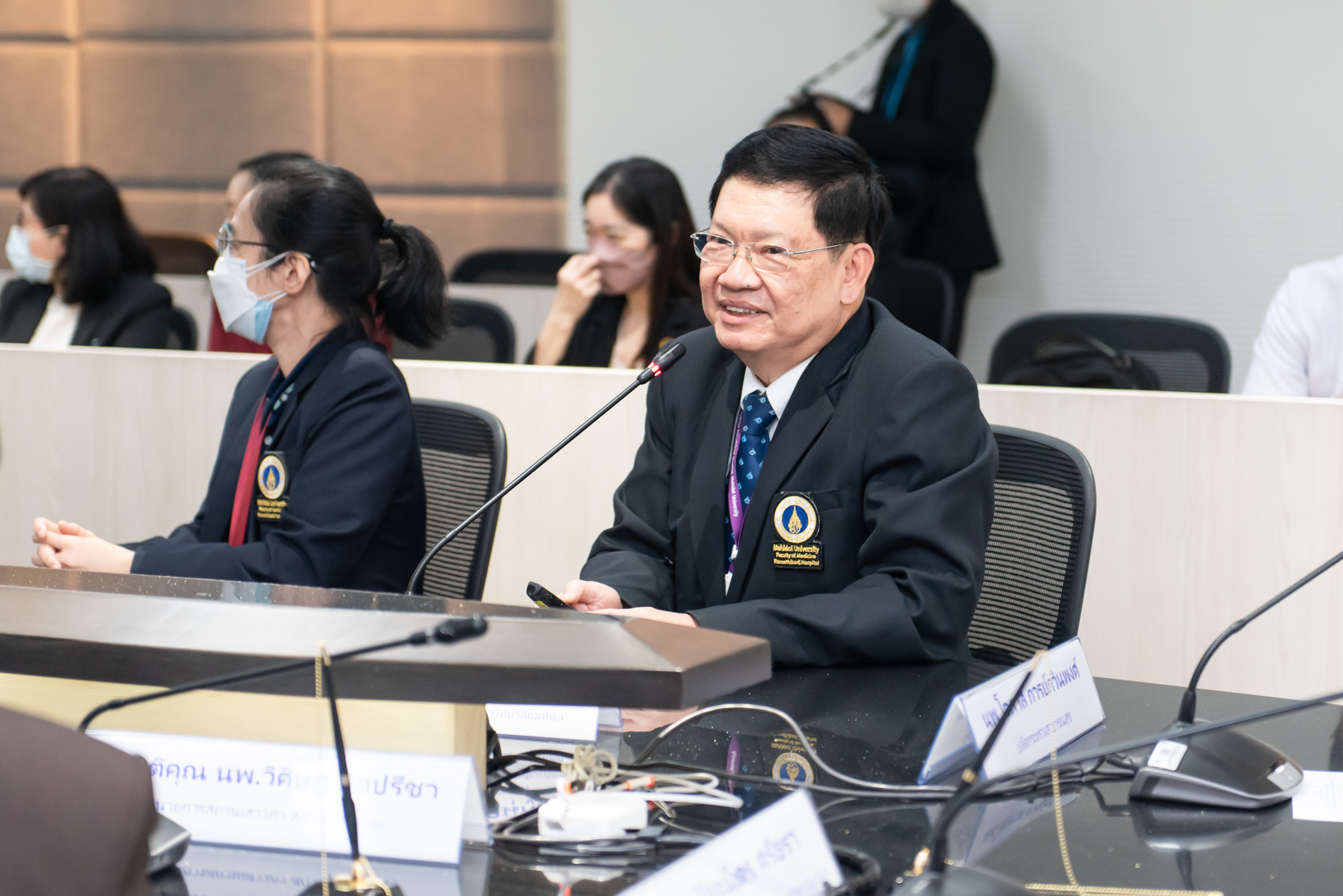 พิธีลงนามบันทึกข้อตกลง การประสานงาน สนับสนุนข้อมูล และการดําเนินงานด้านการบริหารจัดการ และสํารองยากําพร้ากลุ่มยาต้านพิษให้กับประเทศเพื่อนบ้านในภูมิภาคเอเชียตะวันออกเฉียงใต้ พิธีลงนามบันทึกข้อตกลง การประสานงาน สนับสนุนข้อมูล และการดําเนินงานด้านการบริหารจัดการ และสํารองยากําพร้ากลุ่มยาต้านพิษให้กับประเทศเพื่อนบ้านในภูมิภาคเอเชียตะวันออกเฉียงใต้