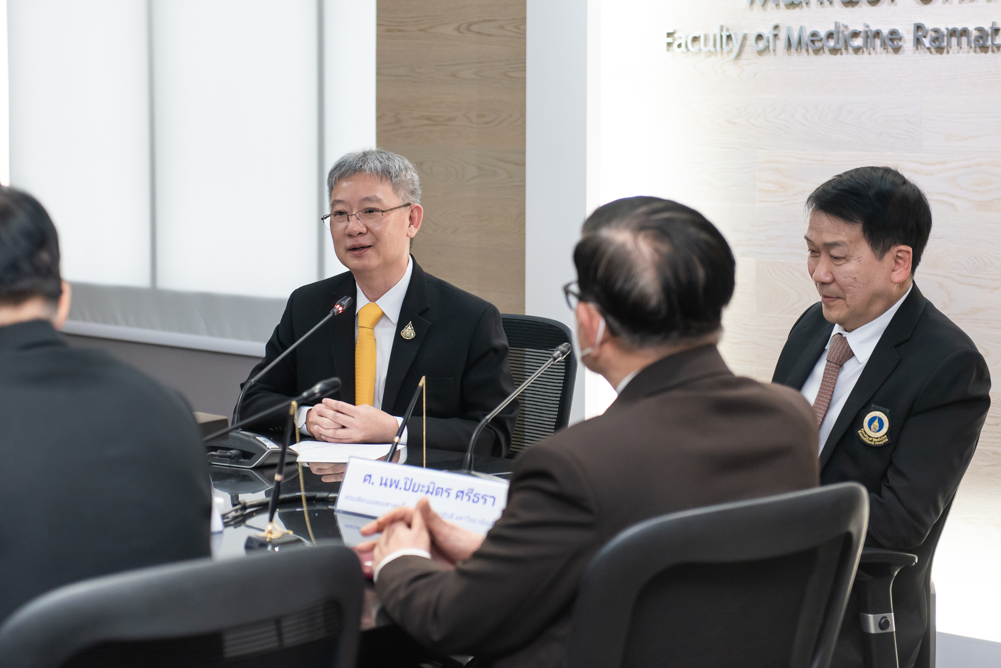 พิธีลงนามบันทึกข้อตกลง การประสานงาน สนับสนุนข้อมูล และการดําเนินงานด้านการบริหารจัดการ และสํารองยากําพร้ากลุ่มยาต้านพิษให้กับประเทศเพื่อนบ้านในภูมิภาคเอเชียตะวันออกเฉียงใต้ พิธีลงนามบันทึกข้อตกลง การประสานงาน สนับสนุนข้อมูล และการดําเนินงานด้านการบริหารจัดการ และสํารองยากําพร้ากลุ่มยาต้านพิษให้กับประเทศเพื่อนบ้านในภูมิภาคเอเชียตะวันออกเฉียงใต้