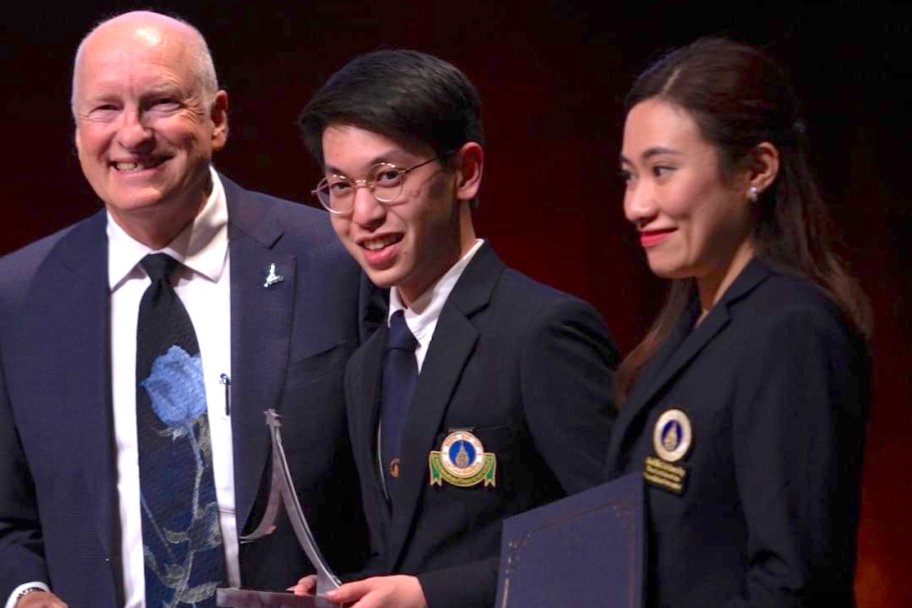 คณะแพทยศาสตร์โรงพยาบาลรามาธิบดี มหาวิทยาลัยมหิดล ได้รับรางวัลระดับนานาชาติ ASPIRE-to-Excellence 2022 Award for Student Engagement จาก Association for Medical Education in Europe (AMEE) สำหรับหลักสูตรแพทยศาสตรบัณฑิต ประจำปี 2565 คณะแพทยศาสตร์โรงพยาบาลรามาธิบดี มหาวิทยาลัยมหิดล ได้รับรางวัลระดับนานาชาติ ASPIRE-to-Excellence 2022 Award for Student Engagement จาก Association for Medical Education in Europe (AMEE) สำหรับหลักสูตรแพทยศาสตรบัณฑิต ประจำปี 2565