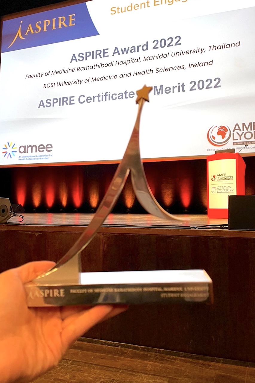 คณะแพทยศาสตร์โรงพยาบาลรามาธิบดี มหาวิทยาลัยมหิดล ได้รับรางวัลระดับนานาชาติ ASPIRE-to-Excellence 2022 Award for Student Engagement จาก Association for Medical Education in Europe (AMEE) สำหรับหลักสูตรแพทยศาสตรบัณฑิต ประจำปี 2565