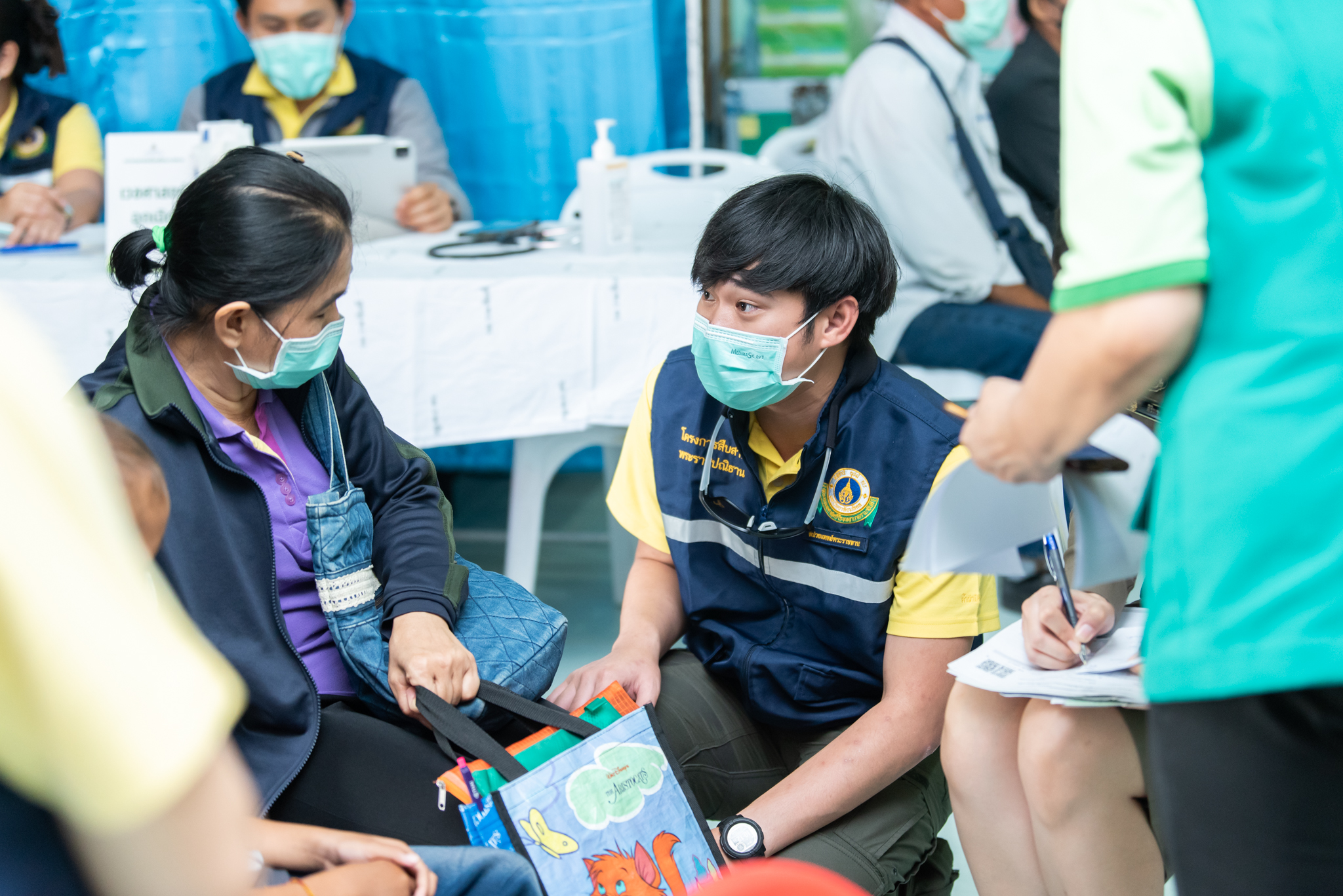 คณะแพทยศาสตร์โรงพยาบาลรามาธิบดี มหาวิทยาลัยมหิดล ร่วมกับ สำนักงานองคมนตรี ออกหน่วยแพทย์เคลื่อนที่ ในโครงการสืบสานพระราชปณิธาน จังหวัดอุทัยธานี คณะแพทยศาสตร์โรงพยาบาลรามาธิบดี มหาวิทยาลัยมหิดล ร่วมกับ สำนักงานองคมนตรี ออกหน่วยแพทย์เคลื่อนที่ ในโครงการสืบสานพระราชปณิธาน จังหวัดอุทัยธานี