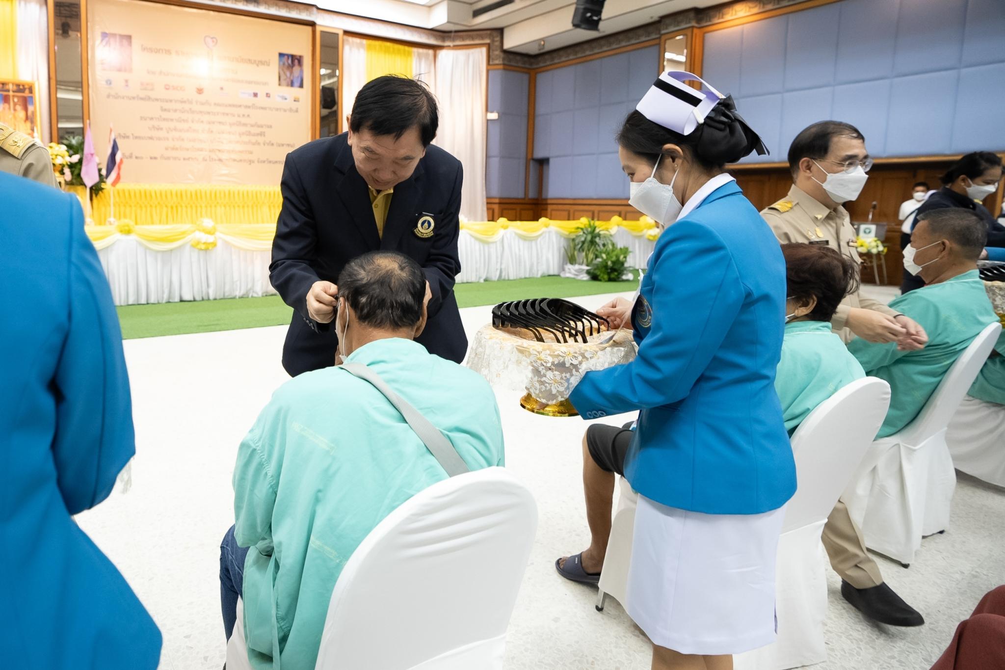 โครงการ “ราษฎรสุขใจ พลานามัยสมบูรณ์ แพทย์พระราชทาน” โดยสํานักงานทรัพย์สินพระมหากษัตริย์ ร่วมกับ คณะแพทยศาสตร์โรงพยาบาลรามาธิบดี มหาวิทยาลัยมหิดล และหน่วยงานภาคี ณ โรงพยาบาลนครปฐม จังหวัดนครปฐม โครงการ “ราษฎรสุขใจ พลานามัยสมบูรณ์ แพทย์พระราชทาน” โดยสํานักงานทรัพย์สินพระมหากษัตริย์ ร่วมกับ คณะแพทยศาสตร์โรงพยาบาลรามาธิบดี มหาวิทยาลัยมหิดล และหน่วยงานภาคี ณ โรงพยาบาลนครปฐม จังหวัดนครปฐม
