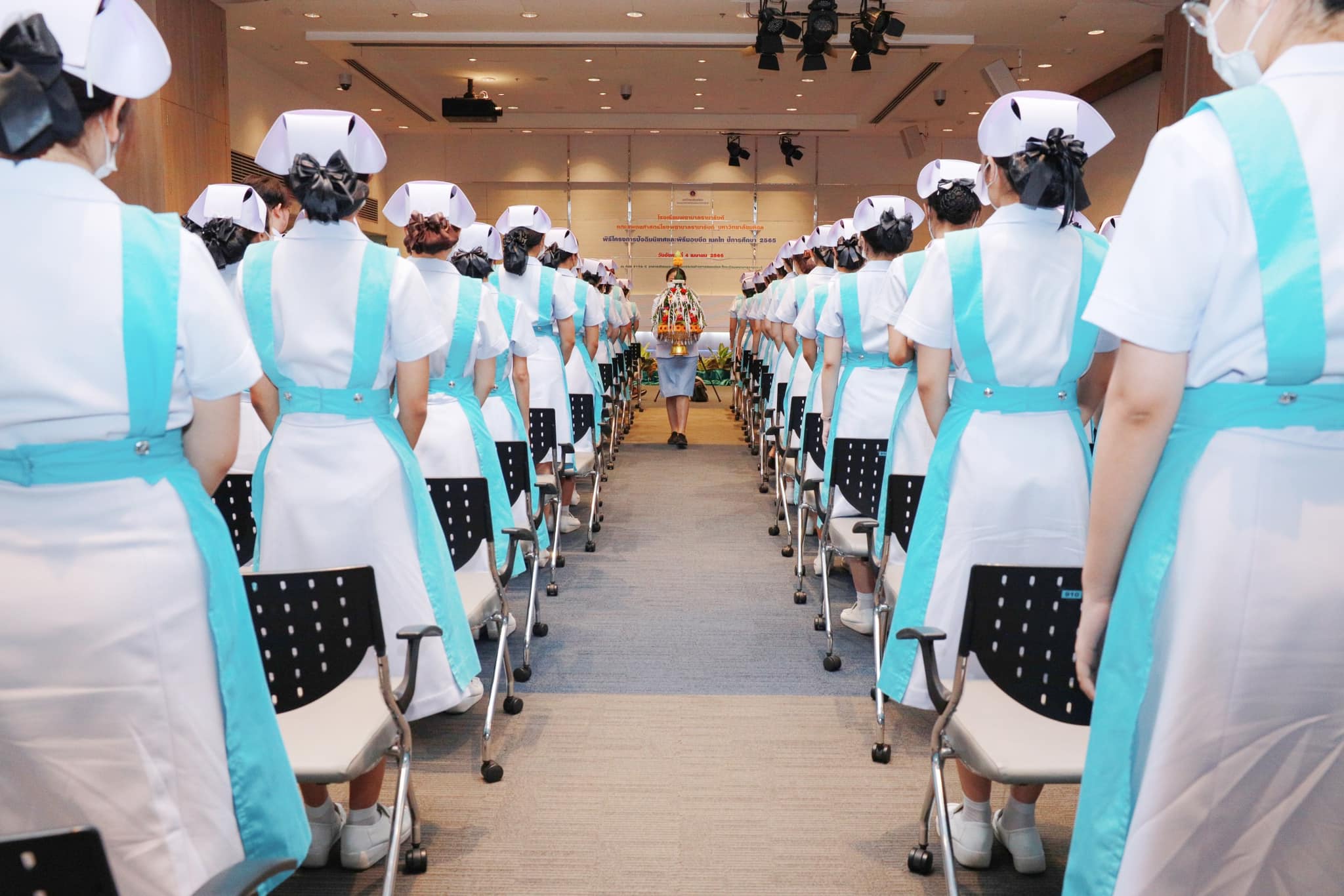 โรงเรียนพยาบาลรามาธิบดี คณะแพทยศาสตร์โรงพยาบาลรามาธิบดี มหาวิทยาลัยมหิดล จัดงาน “ปัจฉิมนิเทศ และพิธีมอบขีด เนคไท ปีการศึกษา 2565” โรงเรียนพยาบาลรามาธิบดี คณะแพทยศาสตร์โรงพยาบาลรามาธิบดี มหาวิทยาลัยมหิดล จัดงาน “ปัจฉิมนิเทศ และพิธีมอบขีด เนคไท ปีการศึกษา 2565”