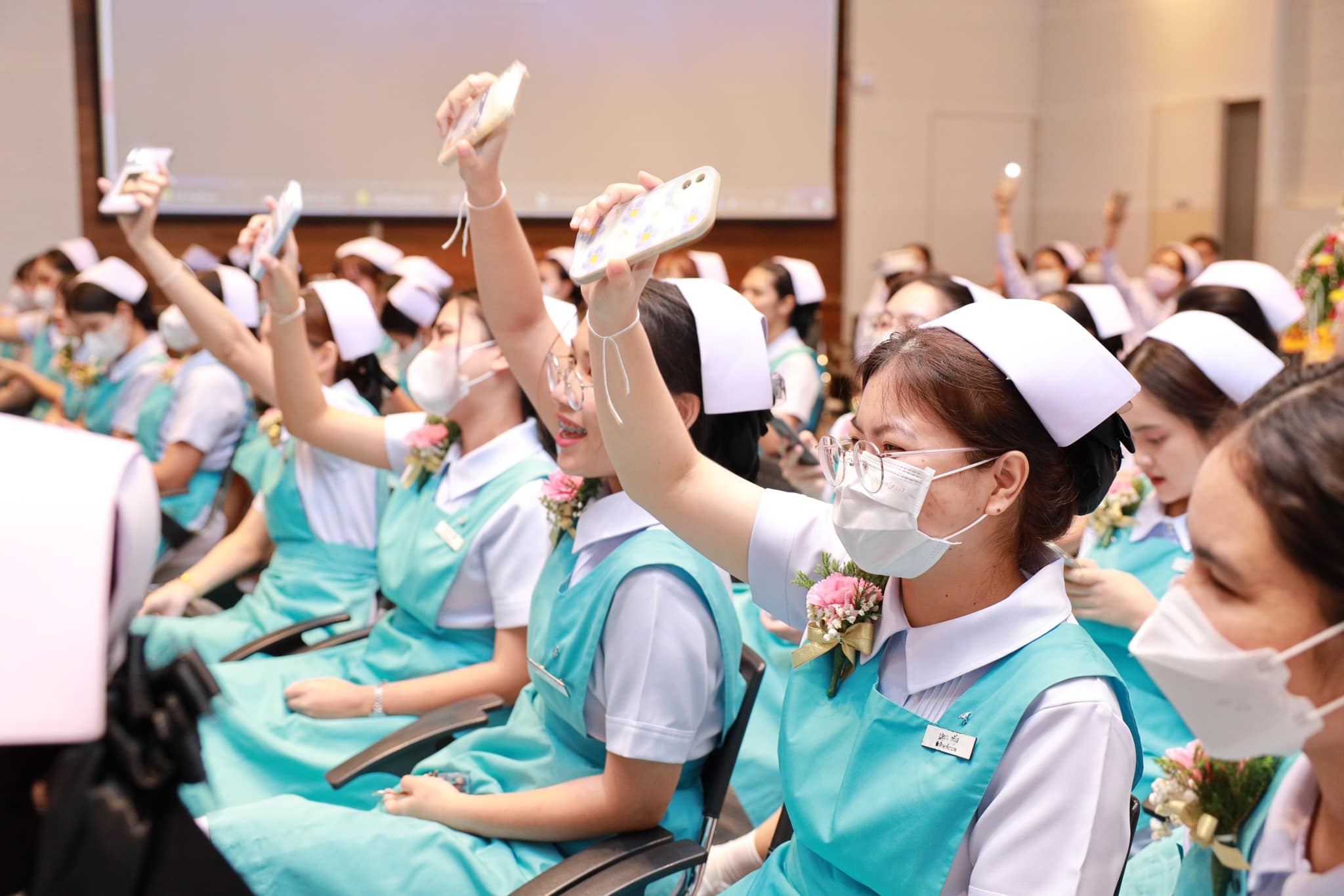 โรงเรียนพยาบาลรามาธิบดี คณะแพทยศาสตร์โรงพยาบาลรามาธิบดี มหาวิทยาลัยมหิดล จัดงาน “ปัจฉิมนิเทศ และพิธีมอบขีด เนคไท ปีการศึกษา 2565” โรงเรียนพยาบาลรามาธิบดี คณะแพทยศาสตร์โรงพยาบาลรามาธิบดี มหาวิทยาลัยมหิดล จัดงาน “ปัจฉิมนิเทศ และพิธีมอบขีด เนคไท ปีการศึกษา 2565”