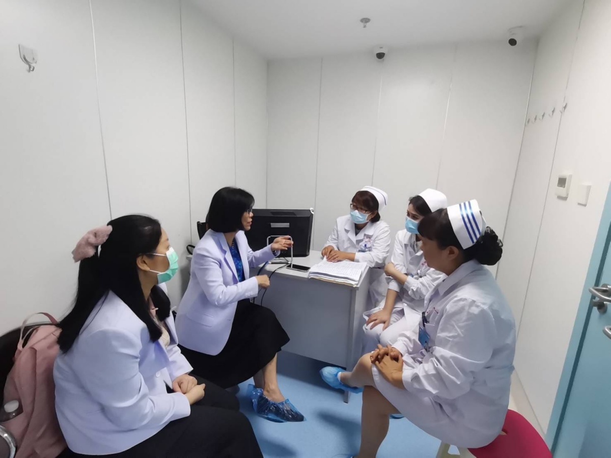 Day 1 "Ramathibodi School of Nursing, Faculty of Medicine Ramathibodi Hospital, Mahidol University” Day 1 "Ramathibodi School of Nursing, Faculty of Medicine Ramathibodi Hospital, Mahidol University”