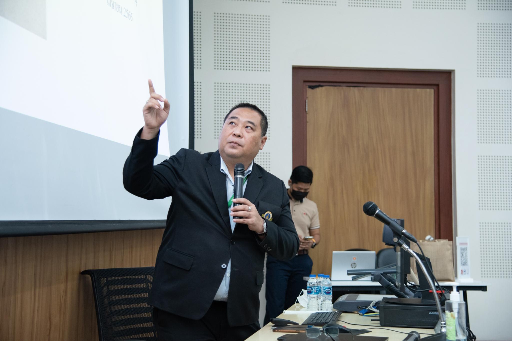 โครงการพัฒนาผู้บริหารระดับหัวหน้าฝ่าย/งาน หัวข้อ “สารสนเทศเพื่อการบริหาร” ประจำปี 2566 โครงการพัฒนาผู้บริหารระดับหัวหน้าฝ่าย/งาน หัวข้อ “สารสนเทศเพื่อการบริหาร” ประจำปี 2566