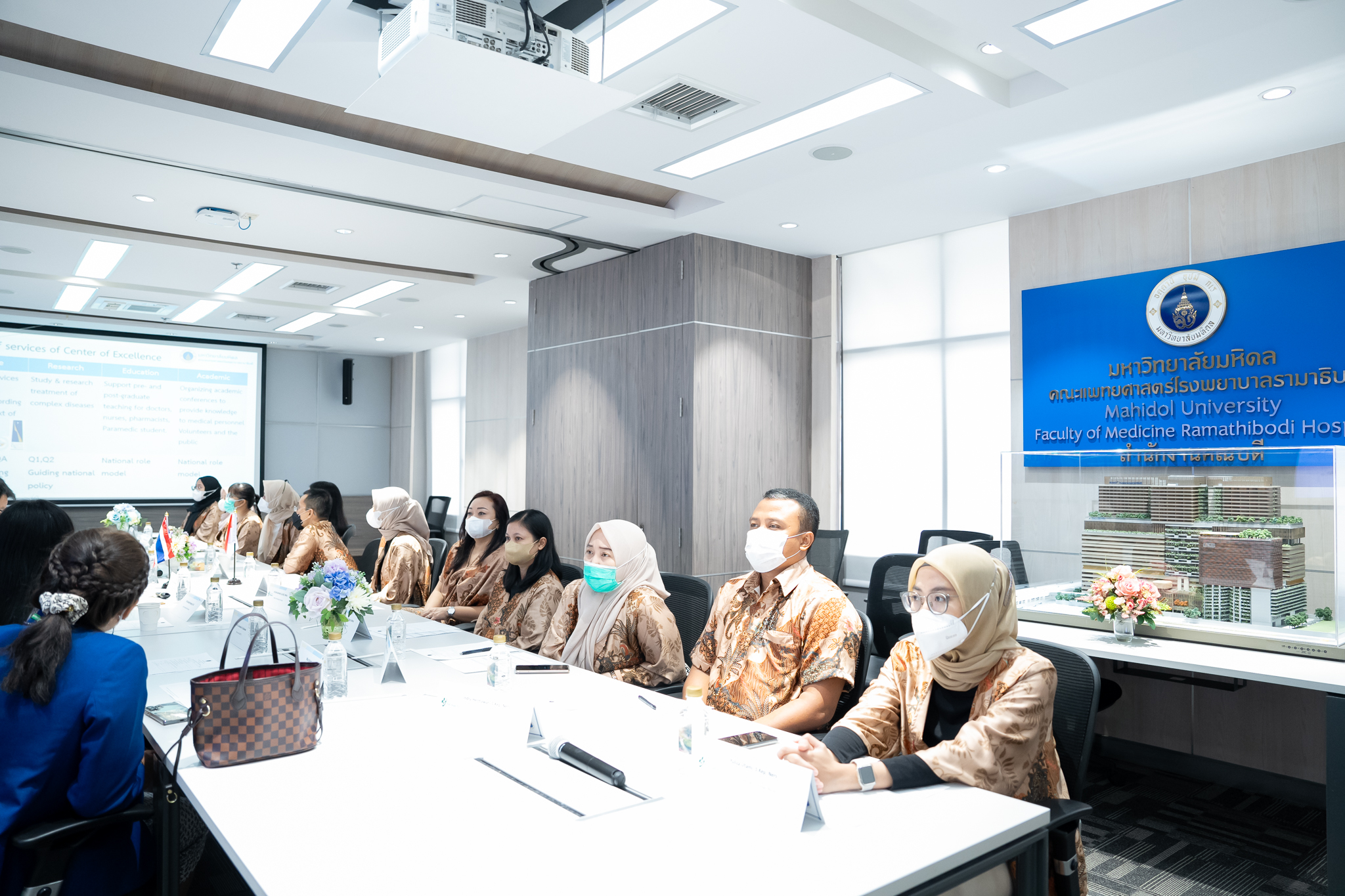 พิธีเปิดหลักสูตรฝึกอบรมวิชาการด้านการปลูกถ่ายไขกระดูก (BMT) พิธีเปิดหลักสูตรฝึกอบรมวิชาการด้านการปลูกถ่ายไขกระดูก (BMT)