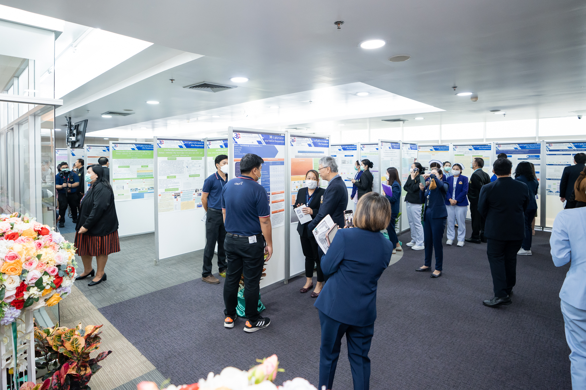 งานมหกรรมคุณภาพ (Quality Conference) ครั้งที่ 30 ประจำปี 2566 ในหัวข้อ "30 ปี สู่เส้นทางรามาธิบดีคุณภาพด้วย Flexperience (30th Quality Ramathibodi Journey to Flexperience)” งานมหกรรมคุณภาพ (Quality Conference) ครั้งที่ 30 ประจำปี 2566 ในหัวข้อ "30 ปี สู่เส้นทางรามาธิบดีคุณภาพด้วย Flexperience (30th Quality Ramathibodi Journey to Flexperience)”