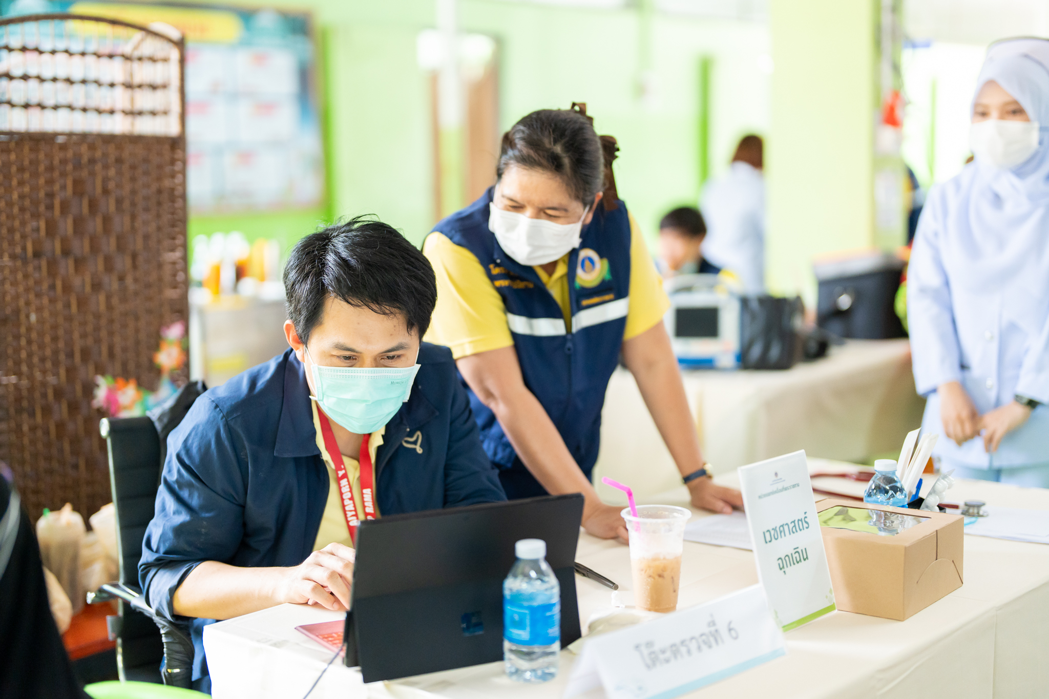 คณะแพทยศาสตร์โรงพยาบาลรามาธิบดี มหาวิทยาลัยมหิดล ร่วมกับ สำนักงานองคมนตรี ออกหน่วยแพทย์เคลื่อนที่ ในโครงการสืบสานพระราชปณิธาน จ.ยะลา