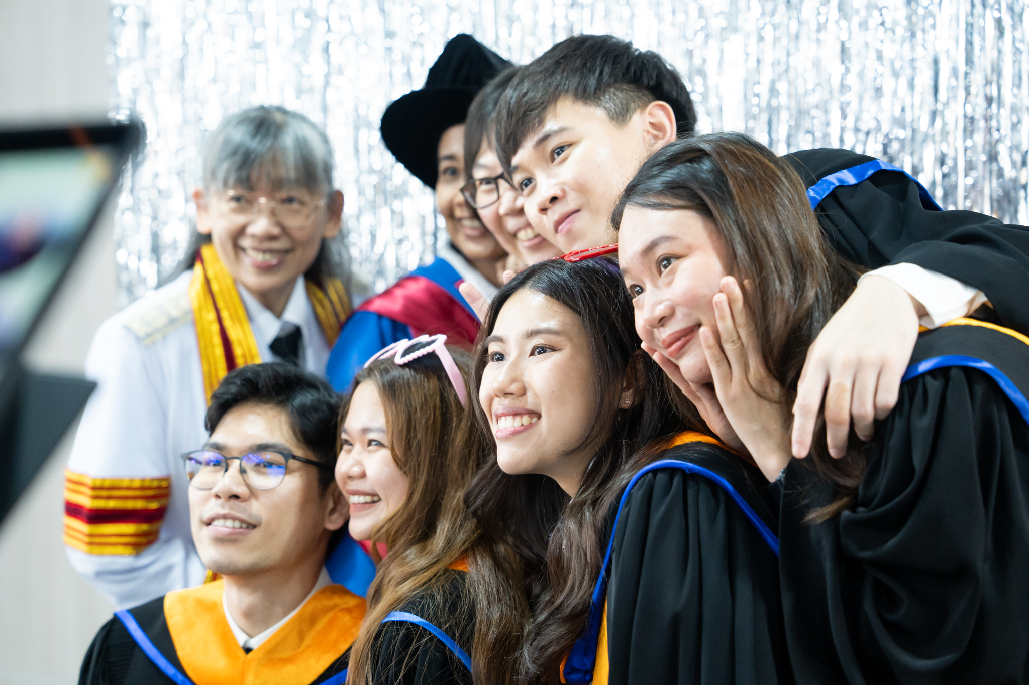 งานอวยพรบัณฑิตศึกษา แก่ผู้สำเร็จการศึกษาประจำปี 2565 งานอวยพรบัณฑิตศึกษา แก่ผู้สำเร็จการศึกษาประจำปี 2565