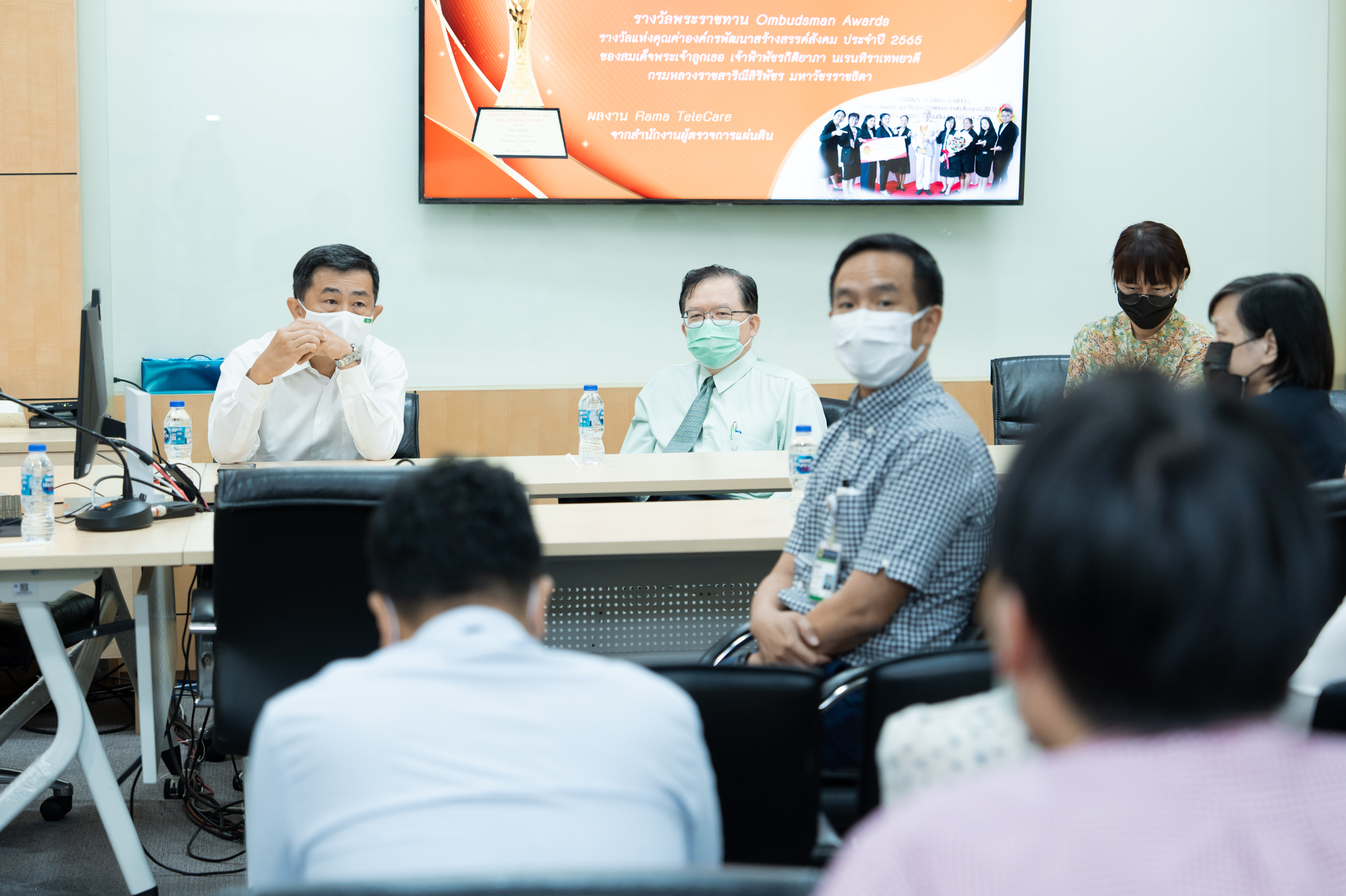 สำนักงานวิจัย วิชาการและนวัตกรรม คณะแพทยศาสตร์โรงพยาบาลรามาธิบดี มหาวิทยาลัยมหิดล ให้การต้อนรับคณะดูงาน หน่วยผลิตผลิตภัณฑ์เพื่อการบำบัด ฝ่ายวิจัย คณะแพทยศาสตร์ศิริราชพยาบาล มหาวิทยาลัยมหิดล สำนักงานวิจัย วิชาการและนวัตกรรม คณะแพทยศาสตร์โรงพยาบาลรามาธิบดี มหาวิทยาลัยมหิดล ให้การต้อนรับคณะดูงาน หน่วยผลิตผลิตภัณฑ์เพื่อการบำบัด ฝ่ายวิจัย คณะแพทยศาสตร์ศิริราชพยาบาล มหาวิทยาลัยมหิดล
