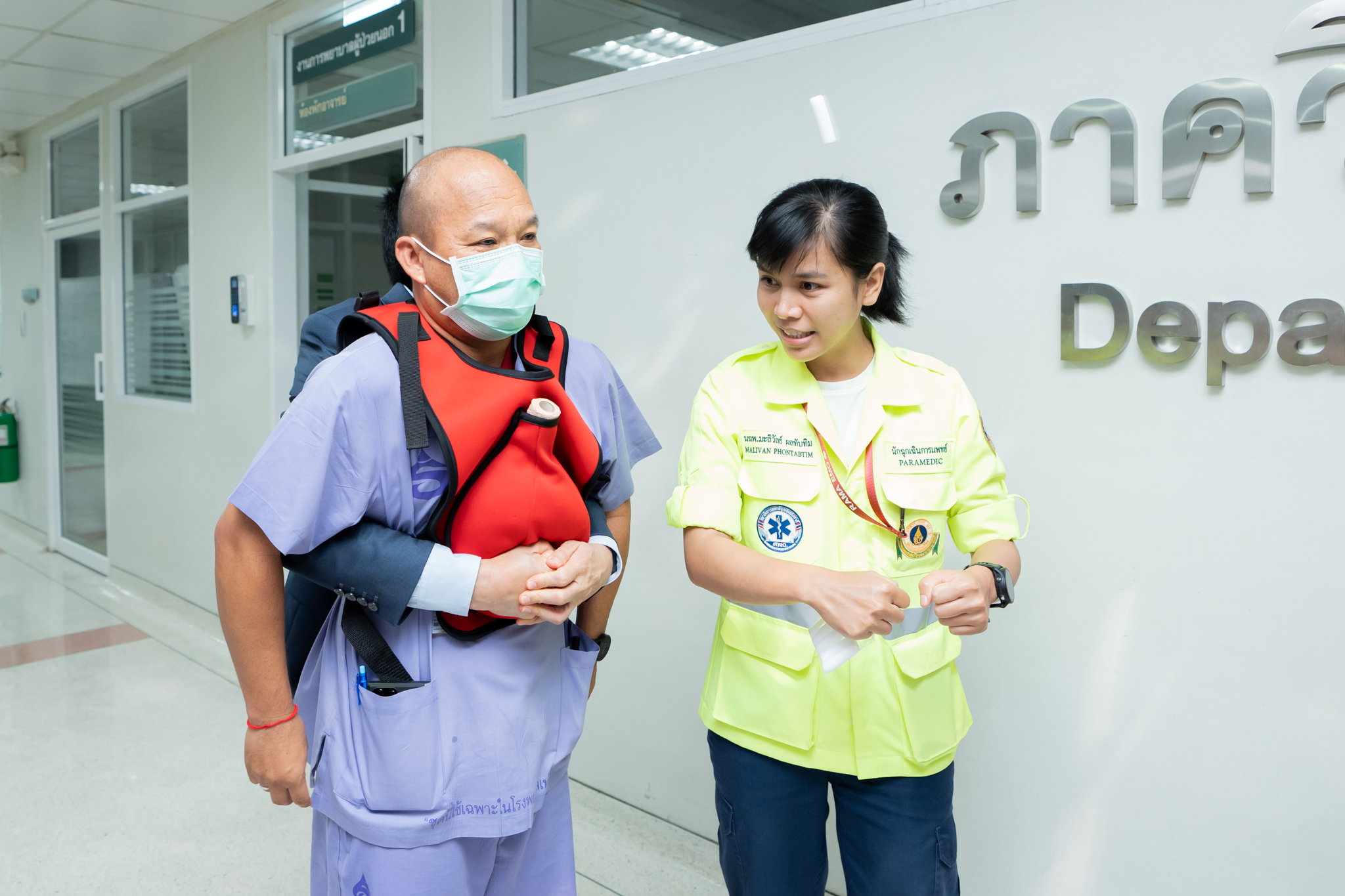 คณะแพทยศาสตร์โรงพยาบาลรามาธิบดี มหาวิทยาลัยมหิดล รับมอบอุปกรณ์การสอนช่วยฟื้นคืนชีพขั้นพื้นฐาน (CPR) จํานวน 20 ชุด จากมูลนิธิเอสซีจี คณะแพทยศาสตร์โรงพยาบาลรามาธิบดี มหาวิทยาลัยมหิดล รับมอบอุปกรณ์การสอนช่วยฟื้นคืนชีพขั้นพื้นฐาน (CPR) จํานวน 20 ชุด จากมูลนิธิเอสซีจี