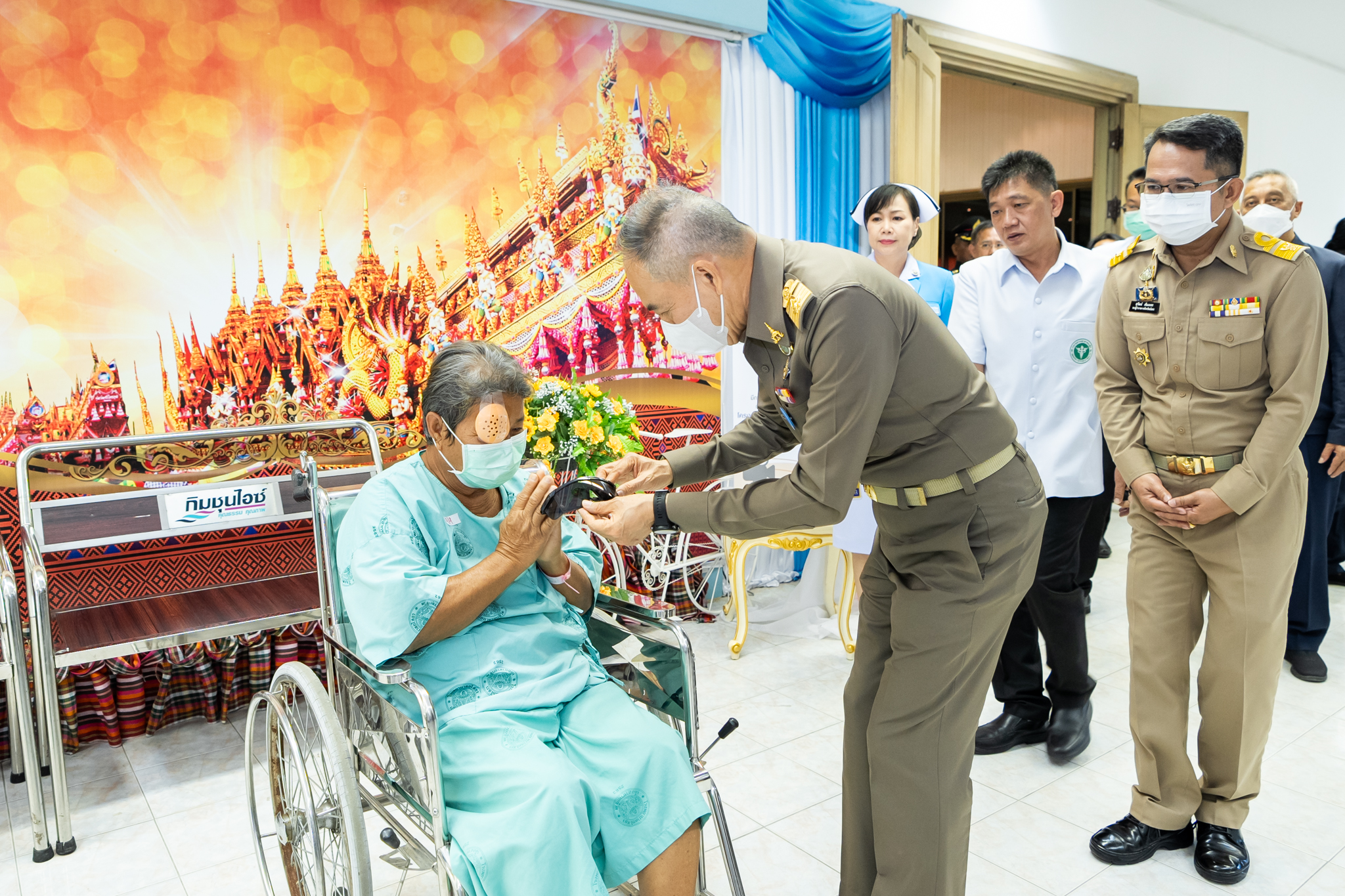 โครงการ “ราษฎรสุขใจ พลานามัยสมบูรณ์ แพทย์พระราชทาน” โดยสํานักงานทรัพย์สินพระมหากษัตริย์ ร่วมกับ คณะแพทยศาสตร์โรงพยาบาลรามาธิบดี มหาวิทยาลัยมหิดล และหน่วยงานภาคี ณ โรงพยาบาลยโสธร จังหวัดยโสธร โครงการ “ราษฎรสุขใจ พลานามัยสมบูรณ์ แพทย์พระราชทาน” โดยสํานักงานทรัพย์สินพระมหากษัตริย์ ร่วมกับ คณะแพทยศาสตร์โรงพยาบาลรามาธิบดี มหาวิทยาลัยมหิดล และหน่วยงานภาคี ณ โรงพยาบาลยโสธร จังหวัดยโสธร