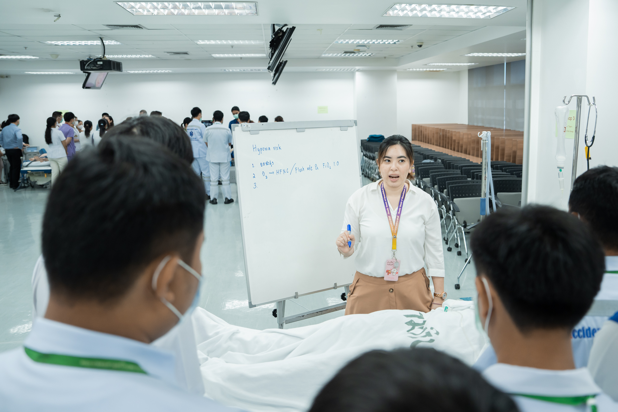 โครงการอบรมเชิงปฏิบัติการ เรื่อง การดูแลผู้ป่วยที่ใช้เครื่องช่วยหายใจ โครงการอบรมเชิงปฏิบัติการ เรื่อง การดูแลผู้ป่วยที่ใช้เครื่องช่วยหายใจ
